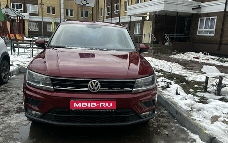 Volkswagen Tiguan II, 2017 год, 2 500 000 рублей, 1 фотография