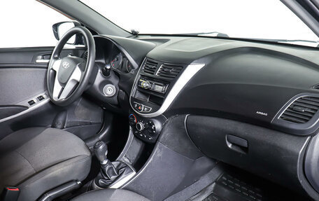 Hyundai Solaris II рестайлинг, 2011 год, 865 200 рублей, 11 фотография