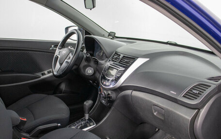 Hyundai Solaris II рестайлинг, 2013 год, 956 200 рублей, 9 фотография