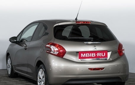 Peugeot 208 II, 2013 год, 1 019 200 рублей, 7 фотография