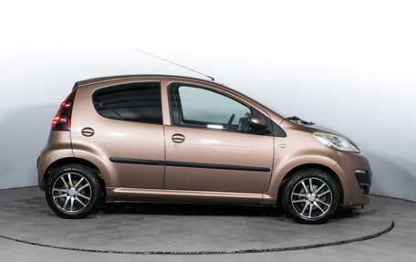 Peugeot 107 I рестайлинг, 2013 год, 781 200 рублей, 4 фотография