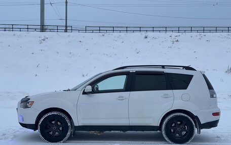 Mitsubishi Outlander III рестайлинг 3, 2010 год, 1 450 000 рублей, 4 фотография