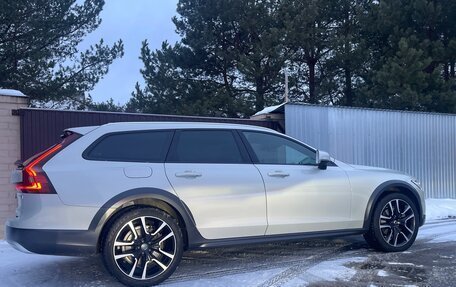 Volvo V90 Cross Country I рестайлинг, 2020 год, 5 600 000 рублей, 4 фотография