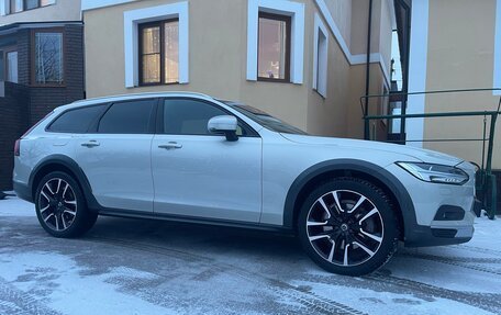 Volvo V90 Cross Country I рестайлинг, 2020 год, 5 600 000 рублей, 3 фотография