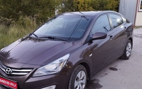 Hyundai Solaris II рестайлинг, 2014 год, 1 220 000 рублей, 3 фотография