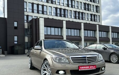 Mercedes-Benz C-Класс, 2008 год, 1 120 000 рублей, 1 фотография