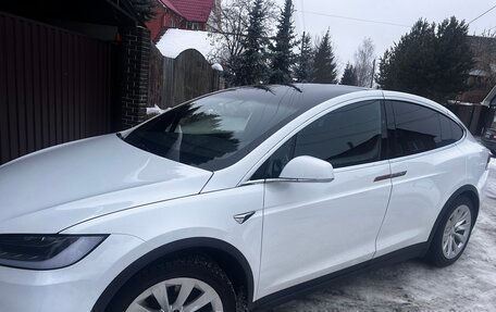 Tesla Model X I, 2017 год, 4 600 000 рублей, 6 фотография