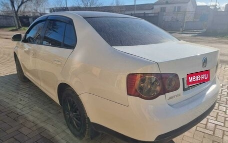 Volkswagen Jetta VI, 2010 год, 715 000 рублей, 20 фотография