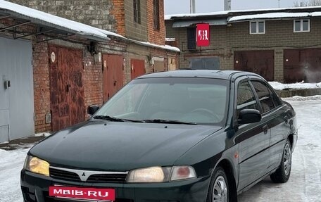 Mitsubishi Mirage VI рестайлинг, 2000 год, 235 000 рублей, 2 фотография