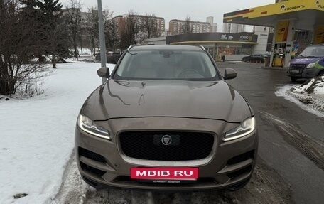 Jaguar F-Pace, 2016 год, 2 650 000 рублей, 4 фотография