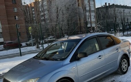 Ford Focus II рестайлинг, 2005 год, 715 000 рублей, 2 фотография