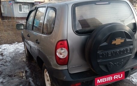 Chevrolet Niva I рестайлинг, 2011 год, 565 000 рублей, 6 фотография