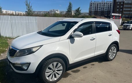 KIA Sportage III, 2011 год, 1 350 000 рублей, 2 фотография