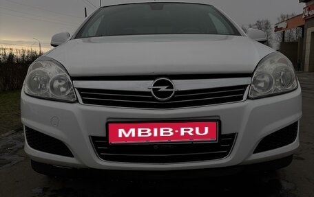 Opel Astra H, 2013 год, 750 000 рублей, 1 фотография