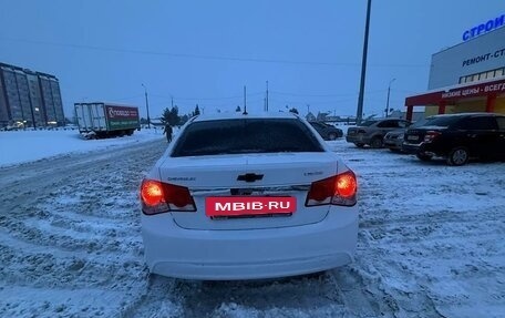 Chevrolet Cruze II, 2014 год, 1 020 000 рублей, 9 фотография