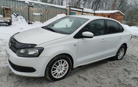 Volkswagen Polo VI (EU Market), 2012 год, 745 000 рублей, 3 фотография