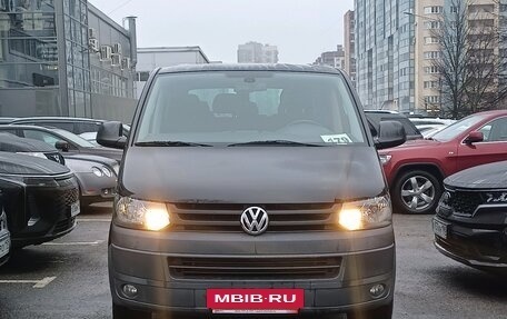 Volkswagen Caravelle T5, 2011 год, 2 849 000 рублей, 2 фотография