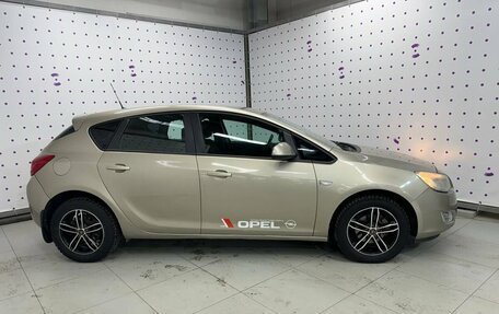 Opel Astra J, 2011 год, 670 000 рублей, 7 фотография