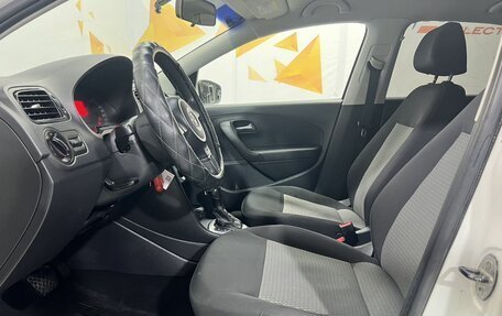 Volkswagen Polo VI (EU Market), 2013 год, 890 000 рублей, 16 фотография