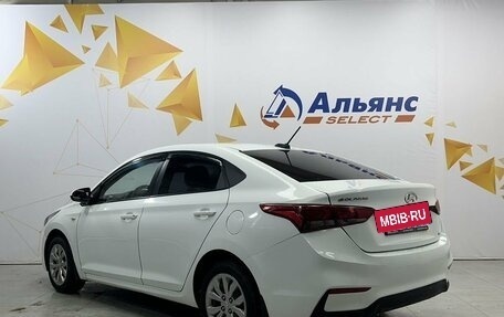 Hyundai Solaris II рестайлинг, 2018 год, 1 015 000 рублей, 5 фотография