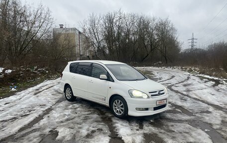 Toyota Ipsum II, 2001 год, 835 000 рублей, 14 фотография