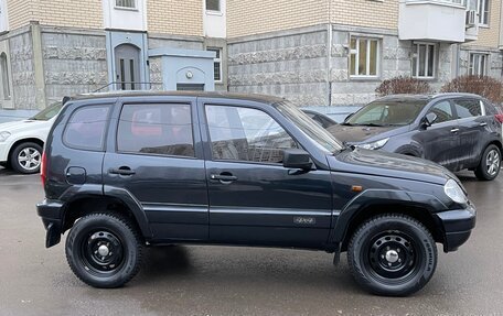 Chevrolet Niva I рестайлинг, 2009 год, 510 000 рублей, 6 фотография