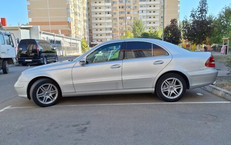 Mercedes-Benz E-Класс, 2004 год, 1 220 000 рублей, 6 фотография