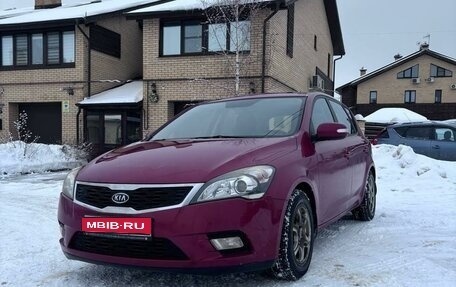 KIA cee'd I рестайлинг, 2010 год, 1 300 000 рублей, 1 фотография