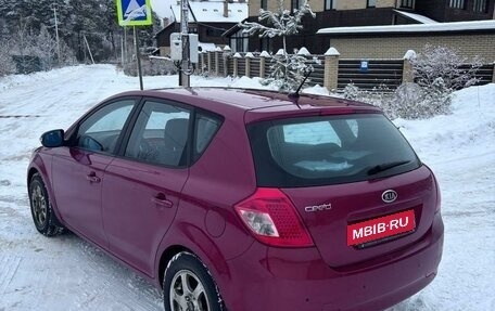 KIA cee'd I рестайлинг, 2010 год, 1 300 000 рублей, 13 фотография