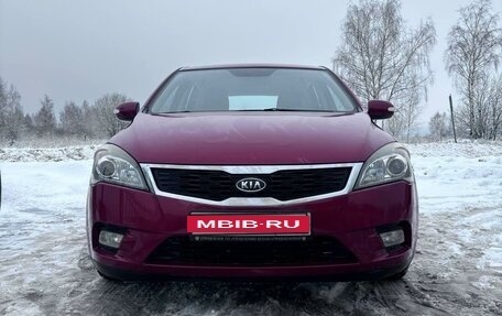 KIA cee'd I рестайлинг, 2010 год, 1 300 000 рублей, 19 фотография