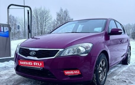 KIA cee'd I рестайлинг, 2010 год, 1 300 000 рублей, 22 фотография