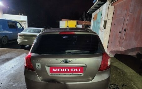 KIA cee'd I рестайлинг, 2010 год, 850 000 рублей, 6 фотография