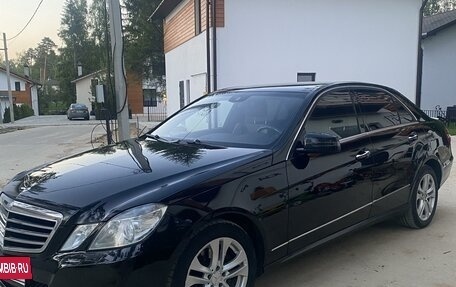 Mercedes-Benz E-Класс, 2010 год, 1 499 900 рублей, 3 фотография