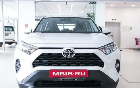 Toyota RAV4, 2024 год, 4 990 000 рублей, 8 фотография