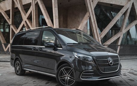 Mercedes-Benz V-Класс, 2024 год, 15 950 000 рублей, 1 фотография