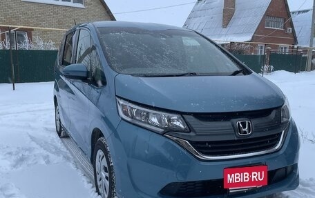 Honda Freed II, 2018 год, 1 750 000 рублей, 2 фотография