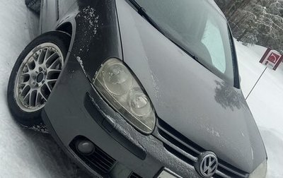 Volkswagen Golf V, 2004 год, 465 000 рублей, 1 фотография