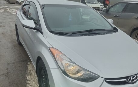 Hyundai Elantra V, 2013 год, 1 370 000 рублей, 2 фотография