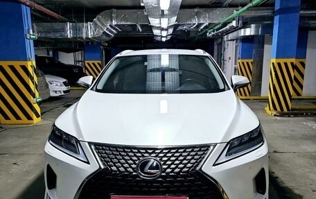 Lexus RX IV рестайлинг, 2021 год, 6 300 000 рублей, 1 фотография