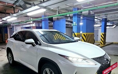 Lexus RX IV рестайлинг, 2021 год, 6 300 000 рублей, 2 фотография