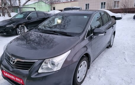 Toyota Avensis III рестайлинг, 2009 год, 1 350 000 рублей, 2 фотография