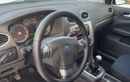 Ford Focus II рестайлинг, 2005 год, 450 000 рублей, 17 фотография