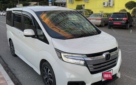 Honda Stepwgn IV, 2021 год, 3 100 000 рублей, 1 фотография