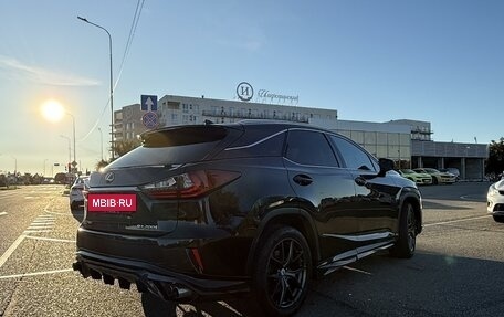 Lexus RX IV рестайлинг, 2017 год, 3 975 000 рублей, 4 фотография