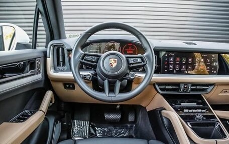 Porsche Cayenne III, 2024 год, 15 045 957 рублей, 9 фотография