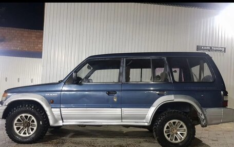 Mitsubishi Pajero III рестайлинг, 1994 год, 280 000 рублей, 2 фотография