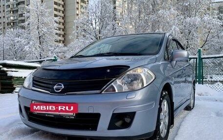 Nissan Tiida, 2011 год, 950 000 рублей, 2 фотография