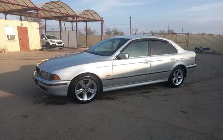 BMW 5 серия, 1998 год, 500 000 рублей, 3 фотография