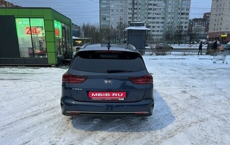 KIA cee'd III, 2020 год, 2 300 000 рублей, 3 фотография