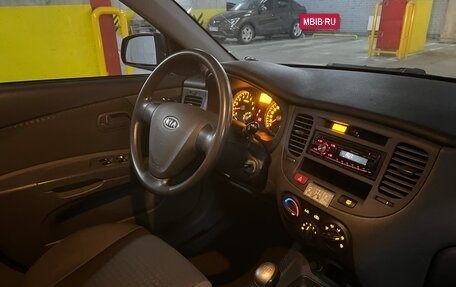 KIA Rio II, 2008 год, 595 000 рублей, 13 фотография